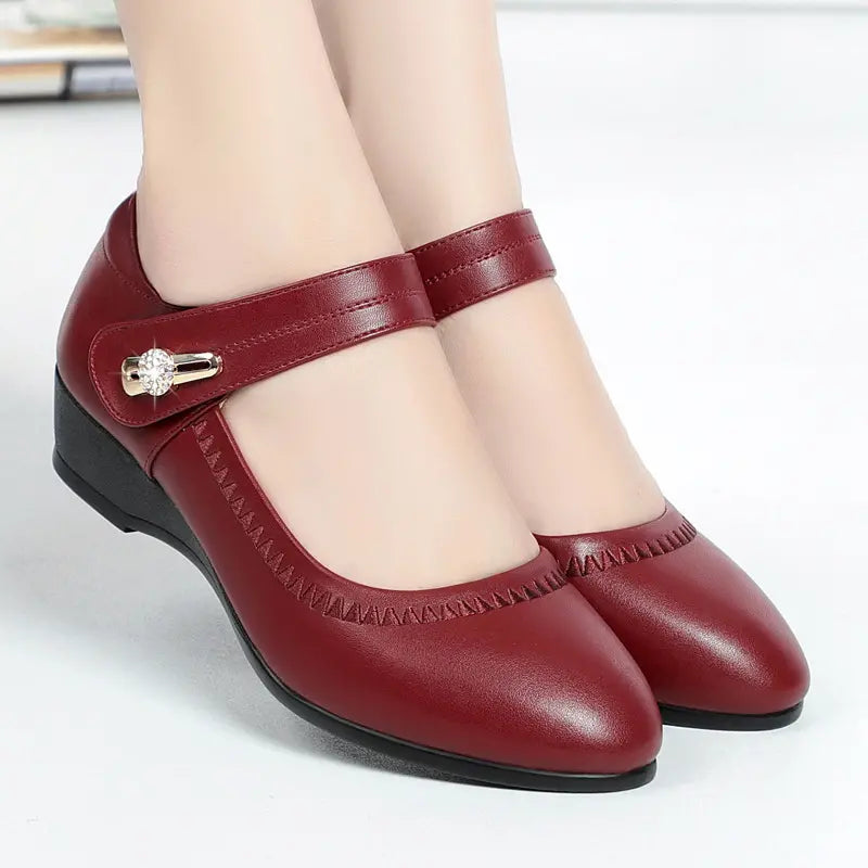 Elegant Mid-Heel Leather Shoes