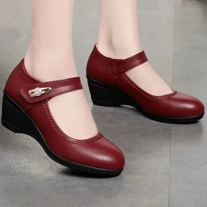 Elegant Mid-Heel Leather Shoes